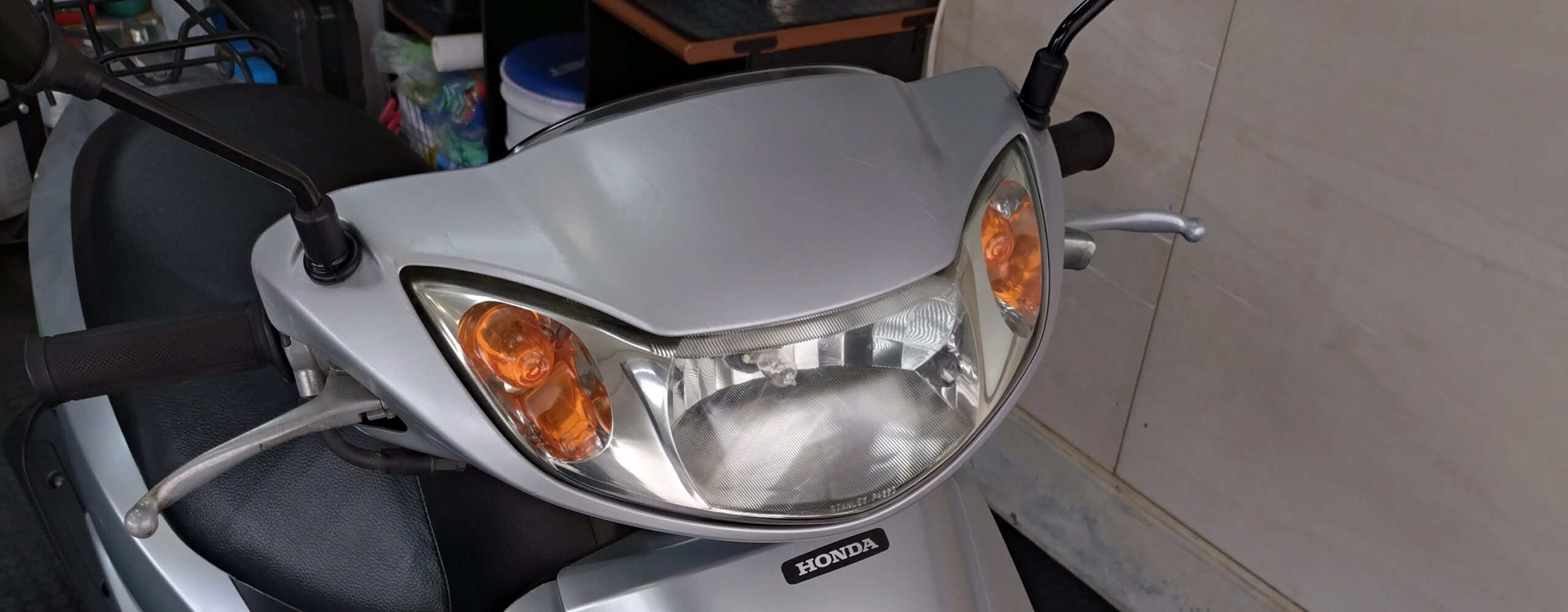 Dio FI 50cc シルバー AF68