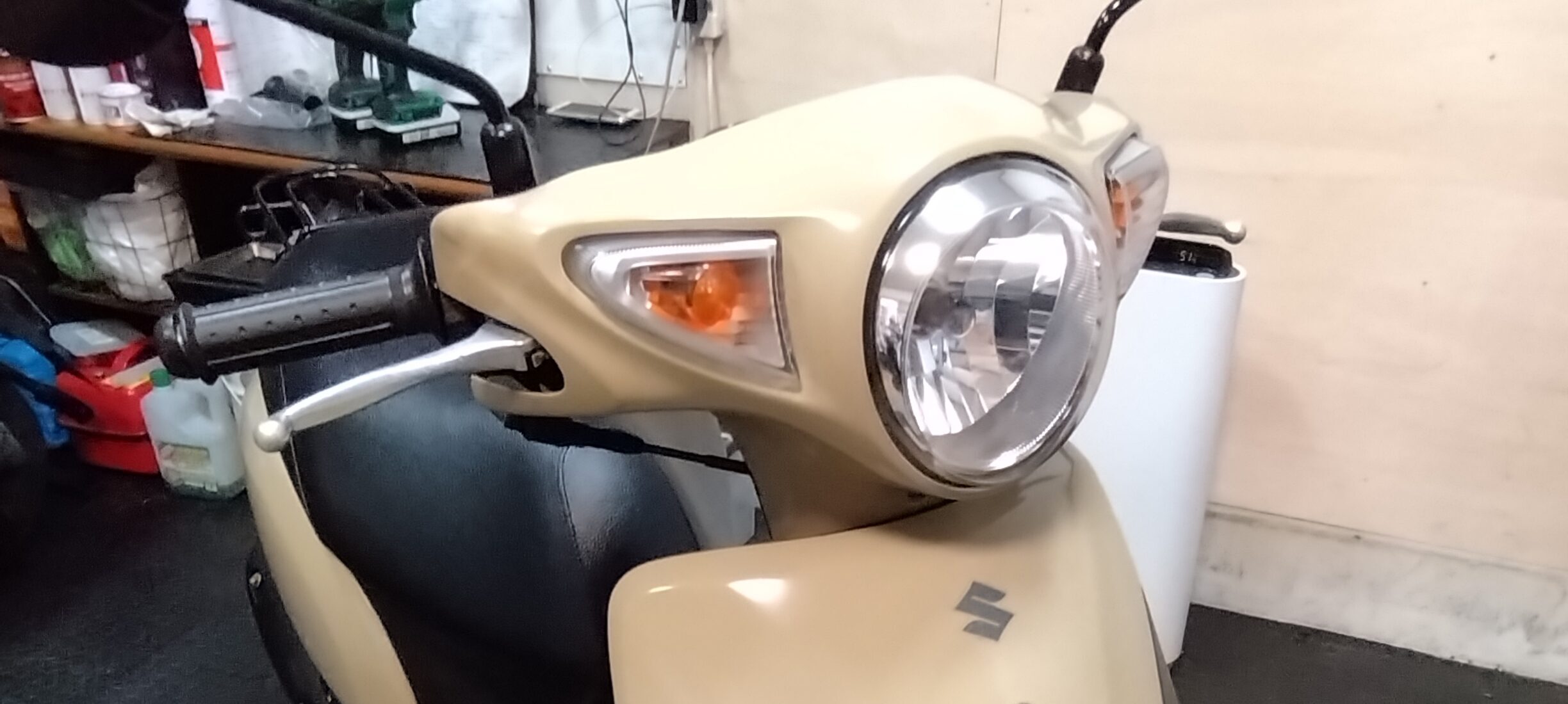 SUZUKI LET’S レッツ|FI 4スト 50cc ベージュ